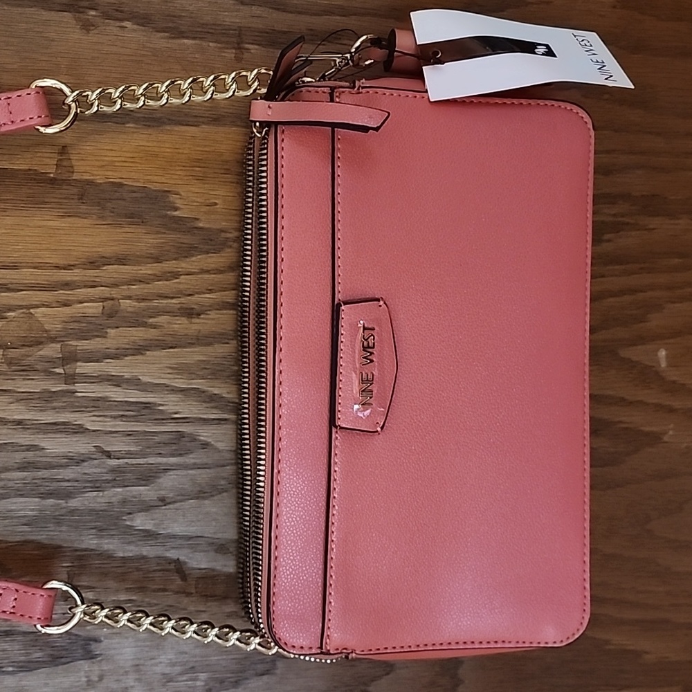 NWT Nine West Aven mini coral crossbody